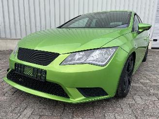 krockskadad bil auto Seat Leon Leon (5FB) Hatchback 5-drs 1.2 TSI 16V (CYVA) [63kW]  (12-2012/08-2018=
) 2014/4