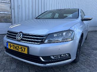skadebil auto Volkswagen Passat Passat (362) Sedan 1.6 TDI 16V Bluemotion (CAYC(Euro 5)) [77kW]  (08-2=
010/12-2014) 2013/1