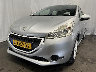 škoda osobní automobily Peugeot 208 208 I (CA/CC/CK/CL) Hatchback 1.0 Vti 12V PureTech (EB0(ZMZ)) [50kW]  =
(03-2012/12-2019) 2014/10