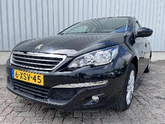 Unfallwagen Peugeot 308 308 SW (L4/L9/LC/LJ/LR) Combi 5-drs 1.6 BlueHDi 120 (DV6FC(BHZ)) [88kW=
]  (03-2014/12-2021) 2014/11