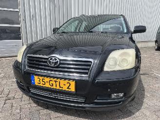 krockskadad bil auto Toyota Avensis Avensis Wagon (T25/B1E) Combi 2.0 16V VVT-i D4 (1AZFSE) [108kW]  (04-2=
003/11-2008) 2005/4