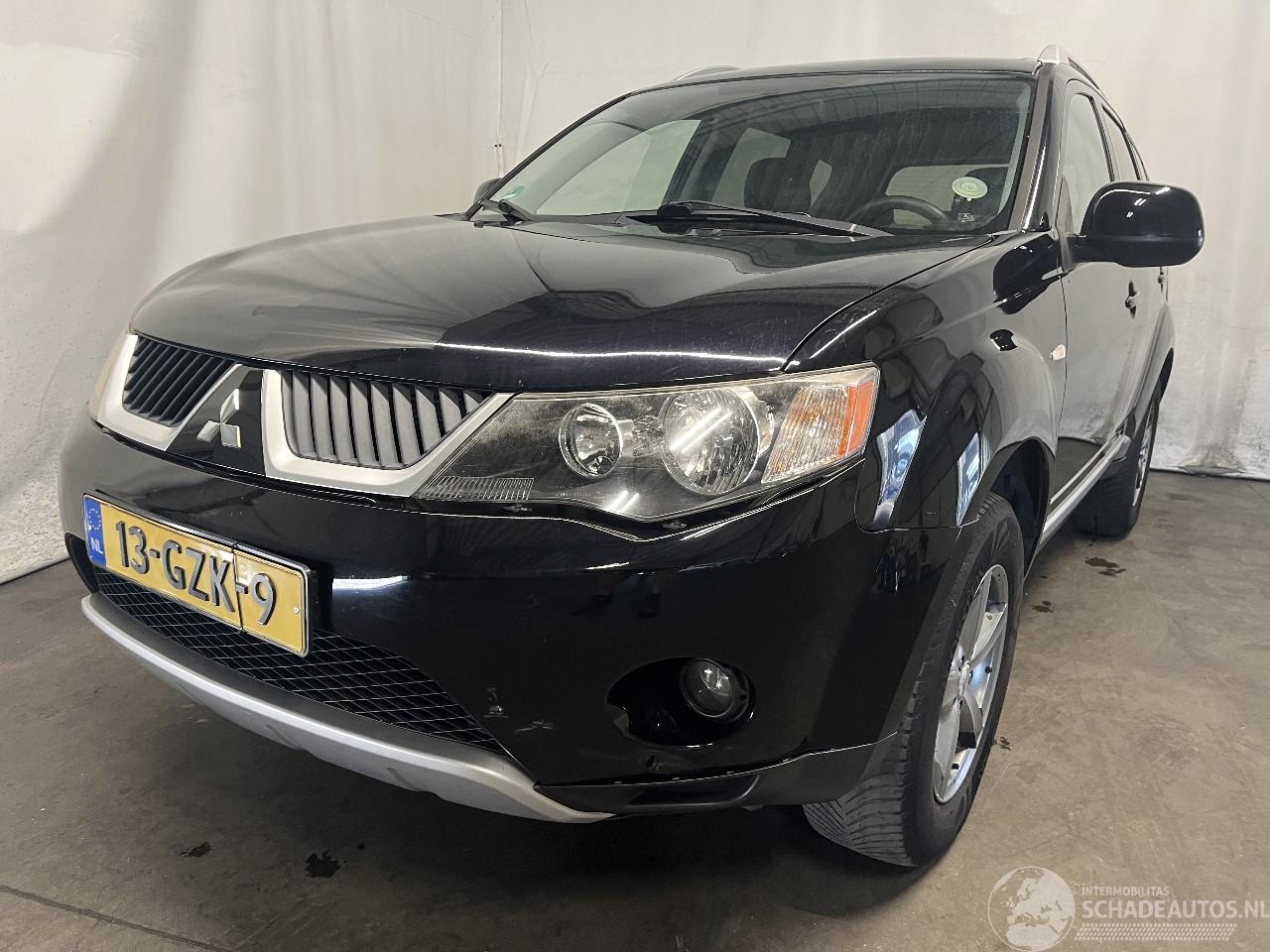 Mitsubishi Outlander Outlander (CW) SUV 2.4 16V Mivec 4x2 (4B12) [125kW]  (11-2006/11-2012)=