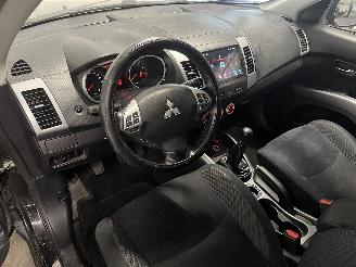 Mitsubishi Outlander Outlander (CW) SUV 2.4 16V Mivec 4x2 (4B12) [125kW]  (11-2006/11-2012)= picture 16