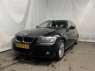 skadebil auto BMW 3-serie 3 serie Touring (E91) Combi 320d 16V (N47-D20C) [135kW]  (03-2010/05-2=
012) 2010/8