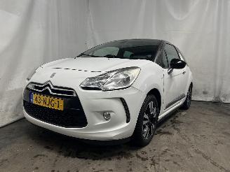 uszkodzony samochody osobowe Citroën DS3 DS3 (SA) Hatchback 1.6 VTi 120 16V (EP6C(5FS)) [88kW]  (04-2010/07-201=
5) 2010/9