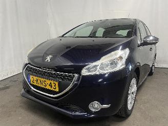 škoda osobní automobily Peugeot 208 208 I (CA/CC/CK/CL) Hatchback 1.2 Vti 12V PureTech 82 (EB2F(HMZ)) [60k=
W]  (03-2012/12-2019) 2013/6