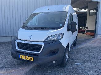 Unfallwagen Peugeot Boxer Boxer (U9) Van 2.0 BlueHDi 130 (DW10FUD(AHN)) [96kW]  (07-2015/09-2019=
) 2018/4