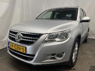 Vaurioauto  passenger cars Volkswagen Tiguan Tiguan (5N1/2) SUV 2.0 TDI DRF 16V 4Motion (CBBB(Euro 5)) [125kW]  (09=
-2007/07-2018) 2008/10