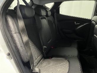 Hyundai Ix35 iX35 (LM) SUV 2.0 16V (G4KD) [120kW]  (01-2010/08-2013) picture 17