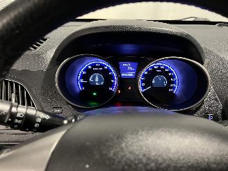 Hyundai Ix35 iX35 (LM) SUV 2.0 16V (G4KD) [120kW]  (01-2010/08-2013) picture 22