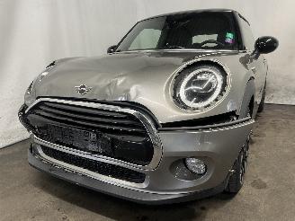 škoda osobní automobily Mini Mini Mini (F56) Hatchback 3-drs 1.5 12V Cooper (B38A15A) [100kW]  (12-2013/=
=2E..) 2019/3