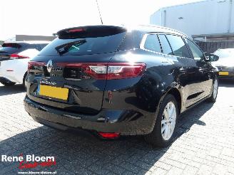 krockskadad bil auto Renault Mégane 1.2 Tce Limited Navi 131pk 2018/5