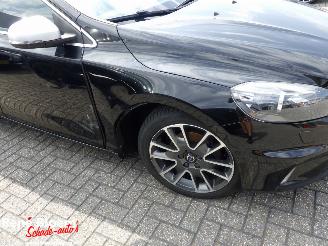 Volvo V-40 2.0 D2 R-Design 120pk Business picture 7