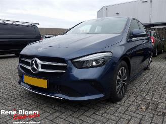 Unfallwagen Mercedes B-klasse B180 Businessline Aut 136pk 2022/11