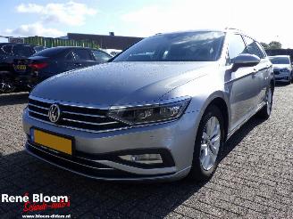 krockskadad bil auto Volkswagen Passat 1.6 TDI Comfort Business 120pk 2019/10