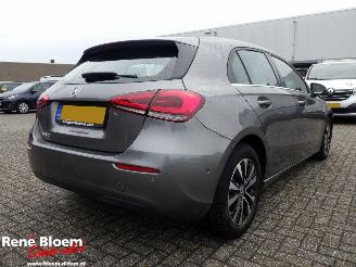 uszkodzony samochody osobowe Mercedes A-klasse 180 Business Solution AMG 136pk 2022/2