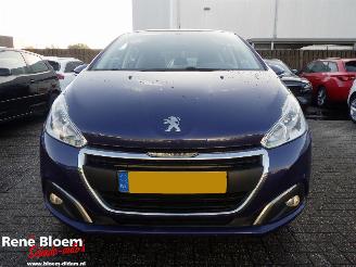 Peugeot 208 1.2 PureTech Blue Lion 5drs picture 6