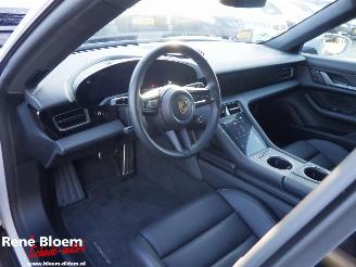 Porsche Taycan Sport Turismo Full Options Performance + battery picture 17
