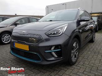 krockskadad bil auto Kia e-Niro Executiveline 64kwh 204pk 2020/12