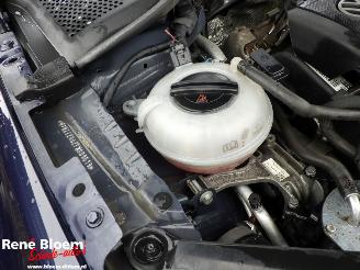 Volkswagen Golf 1.6 TDI Comfortline BlueMotion 110pk picture 10