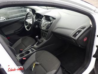 Ford Focus Wagon 1.6 TI-VCT Lease Trend picture 8