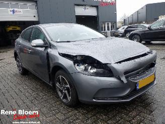 Volvo V-40 2.0 D2 Business Sport picture 2