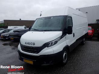 damaged commercial vehicles Iveco Daily 35S18 3.0 Automaat L4 180pk 2023/11
