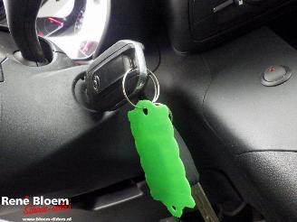 Opel Combo 1.5D L1H1 Edition 102pk Navi picture 18