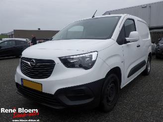skadebil bedrijf Opel Combo 1.5D L1H1 Edition 102pk Navi 2021/11