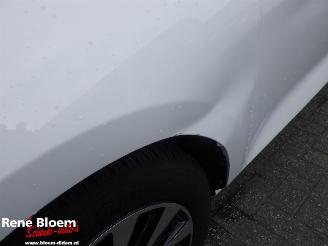 Ford Fiesta 1.0 Ecoboost Hybrid Titanium picture 7