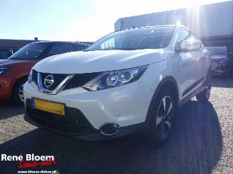 skadebil auto Nissan Qashqai 1.2 N-Connecta 116pk automaat 2017/10