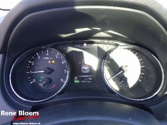 Nissan Qashqai 1.2 N-Connecta 116pk automaat picture 14