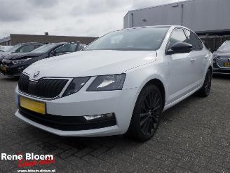 Vaurioauto  passenger cars Skoda Octavia 1.6 TDI Greentech Ambition Business 2018/2