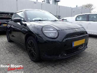 Mini Cooper SE Essential XS 54.2 kWh 218pk picture 5