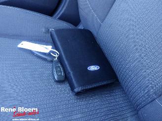 Ford Focus Wagon 1.6 EcoBoost Titanium picture 15