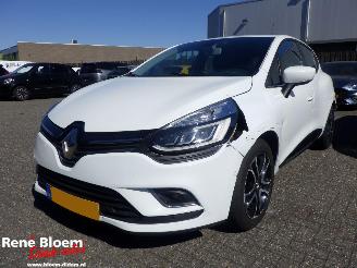 uszkodzony samochody osobowe Renault Clio 0.9 Tce Intens 5drs Navi 2018/8