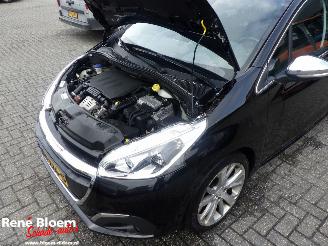 Peugeot 208 1.2 Pure Tech Allure 110pk picture 8