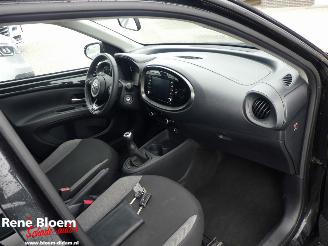Toyota Aygo X 1.0 VVT-i MT First 5drs picture 9
