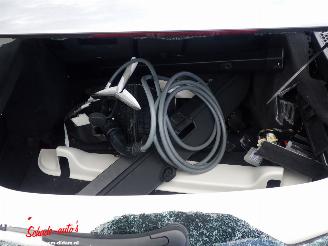BMW 3-serie 330e Touring 184pk picture 13