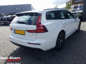 Volvo V-60 2.0 B3 Momentem Avantgarde 163pk Aut picture 4