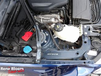BMW 3-serie Touring 318d High Executive Automaat picture 11