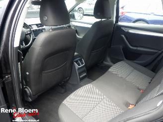 Skoda Octavia Combi 1.6 TDI Greentech 110pk Ambition picture 13