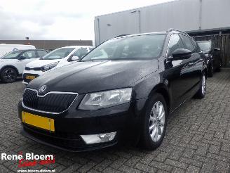 Schadeauto Skoda Octavia Combi 1.6 TDI Greentech Ambition Business 2016/11