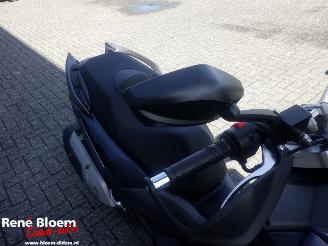Sym  ADX 300 picture 23