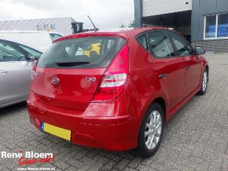 Hyundai I-30 1.4i i-motion Clima 5drs picture 4