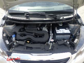 Peugeot 108 1.0 e-VTi Active Airco 5drs picture 7