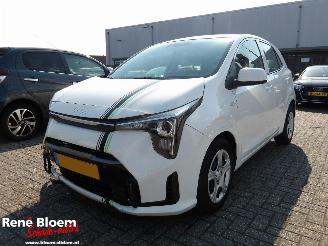 krockskadad bil auto Kia Picanto 1.0 DPI DynamicLine 5-persoons 2025/5