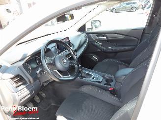 Nissan Qashqai 1.3 MHEV Business Acces picture 13