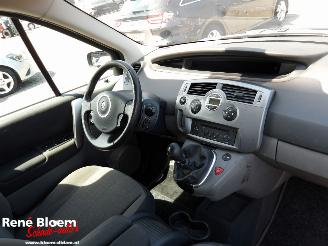 Renault Grand-scenic 2.0 16V Business 135pk Line 7pers. picture 8
