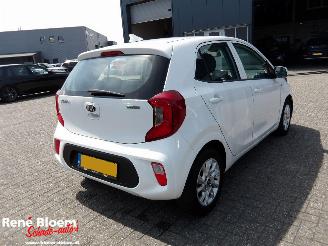 Kia Picanto 1.0 CVVT Comfort  Plus-line Navigator picture 4